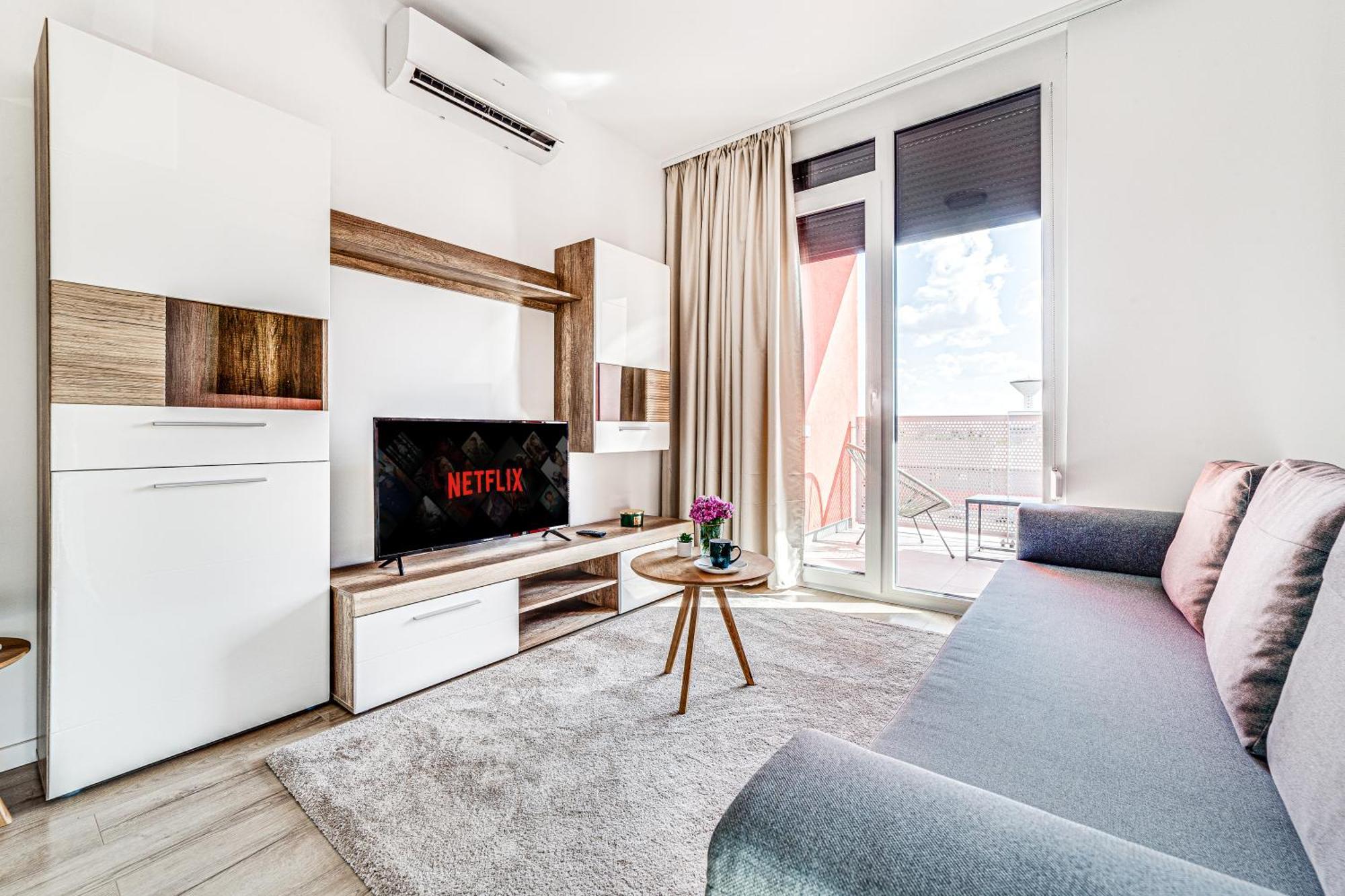 Ari - Afi Mall Luxurious Apartments With Free Parking Арад Екстер'єр фото